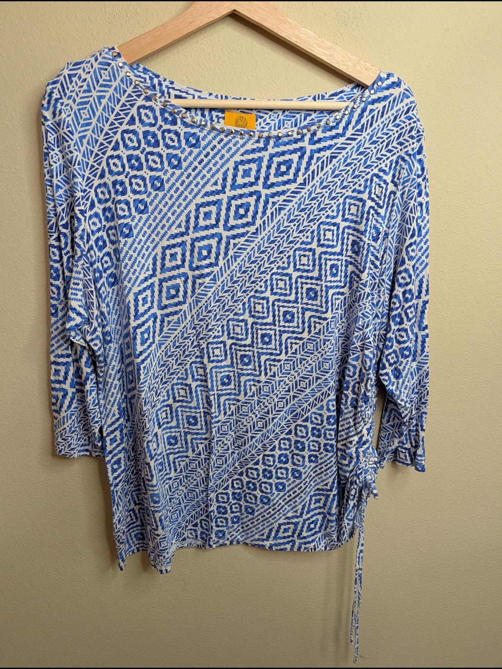 Ruby Rd. Woman 3/4 Sleeve Top 1X, Blue and White Geometric Diamond